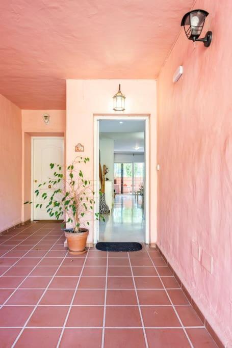 Apartamento En Marbella Guadalmina Primera Linea De Campo De Golf Los Cartujanos Eksteriør billede